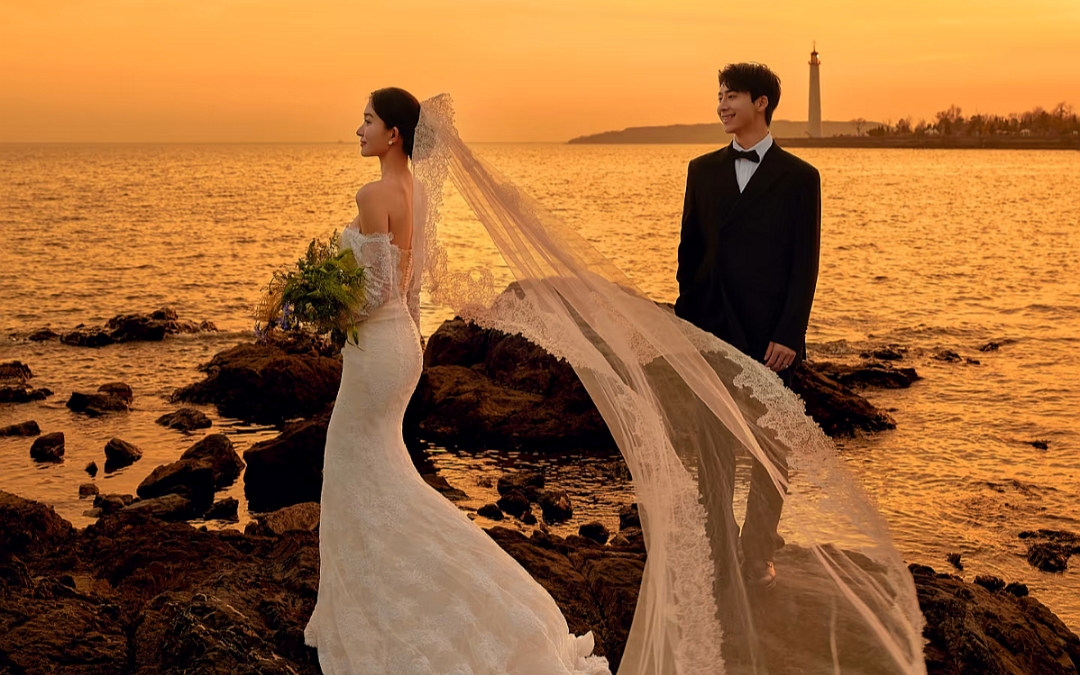 梦中的海景夕阳婚纱照