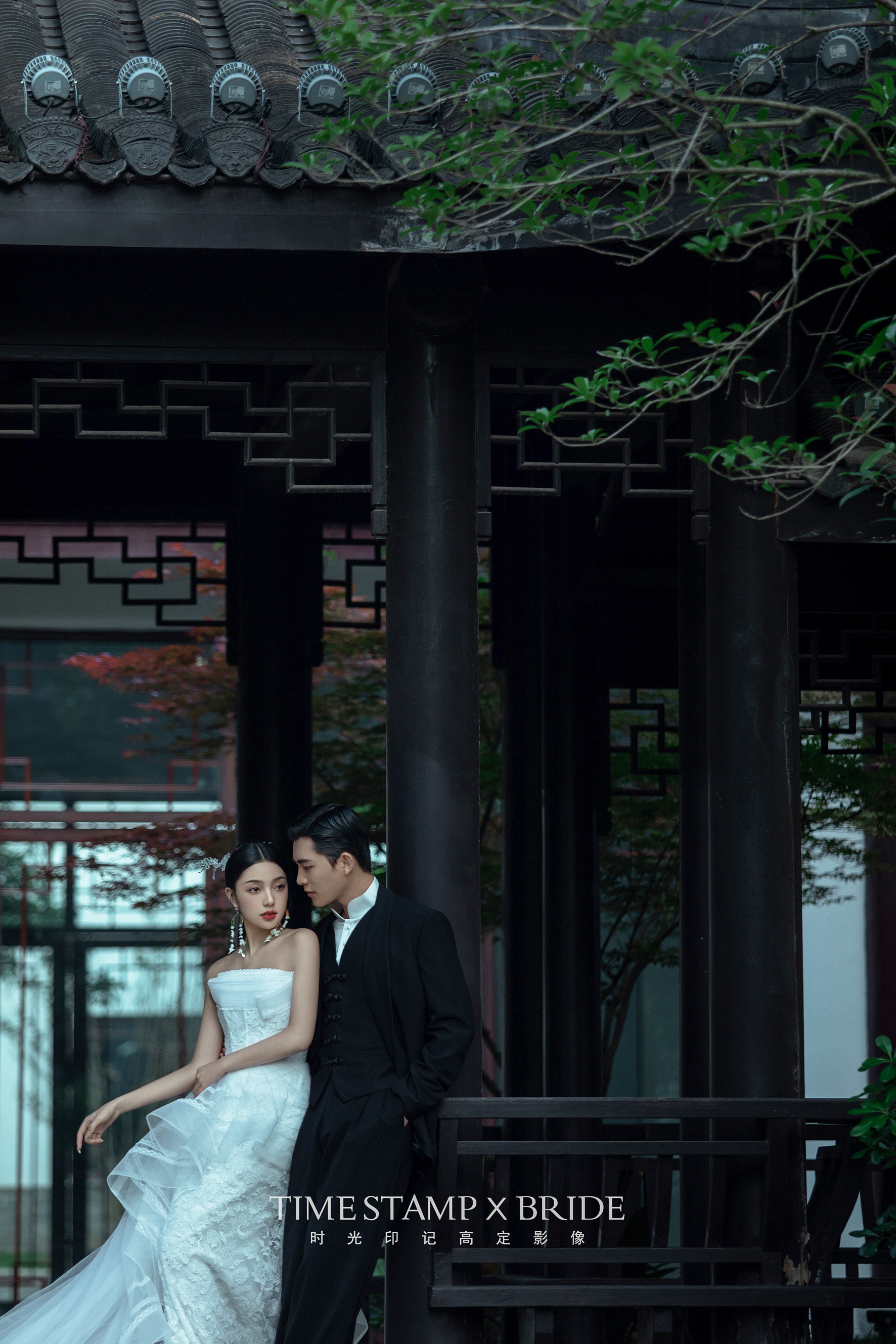 园林婚纱照|真的吹爆了这组庭院白纱婚纱照！