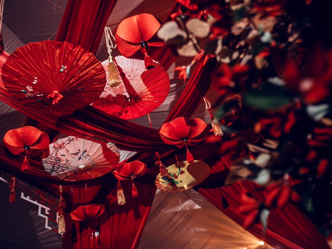 花草吉事｜中国红故宫式婚礼