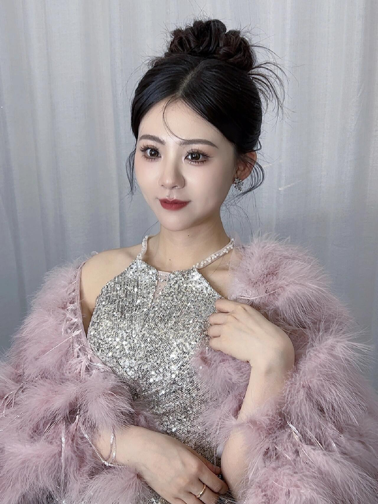 总监化妆师+全天跟妆+3妆3造