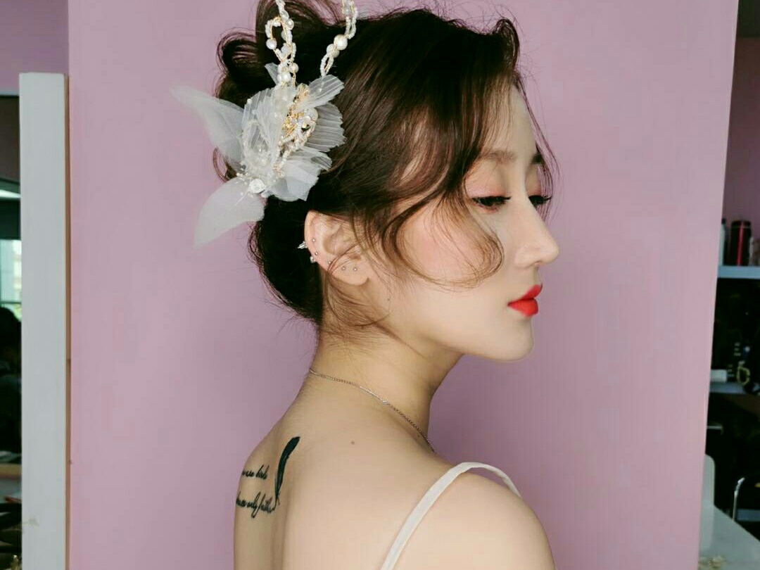 通辽新娘跟妆(全程)，新娘早妆