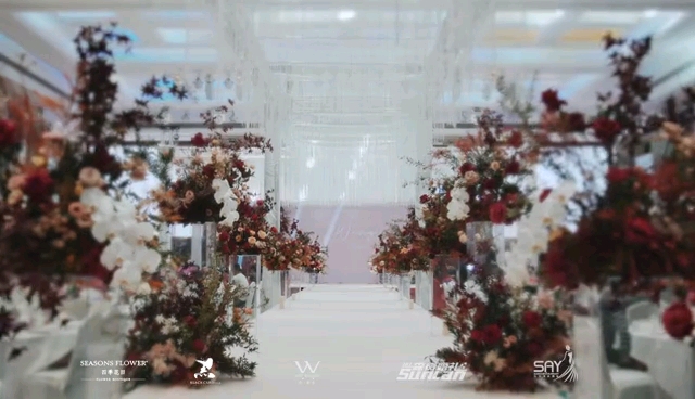 【森嵐婚禮】復(fù)古簡約紅綠色系婚禮