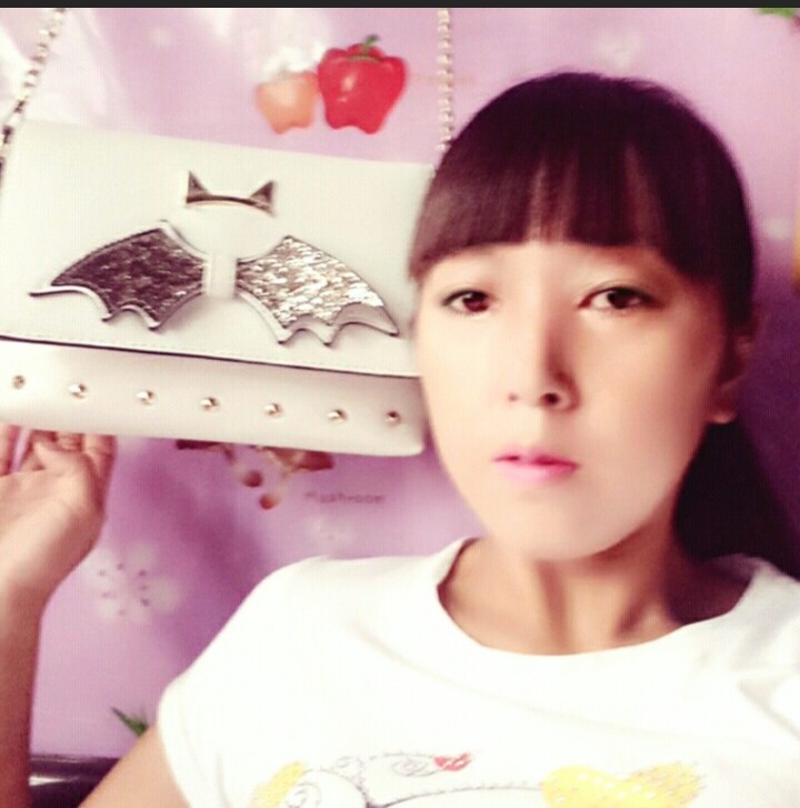 新娘网购千元婚纱，仙气逼人，竟不输大牌婚纱！