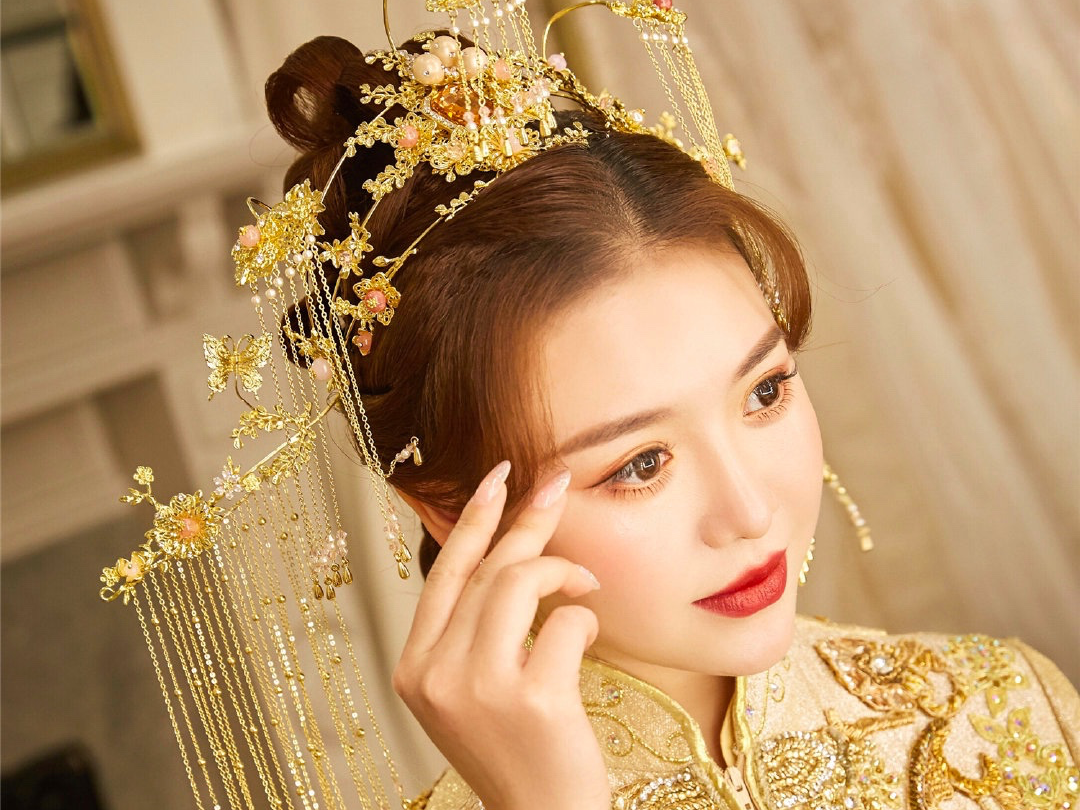 首席級(jí)時(shí)尚新娘?婚禮化妝?跟妝?