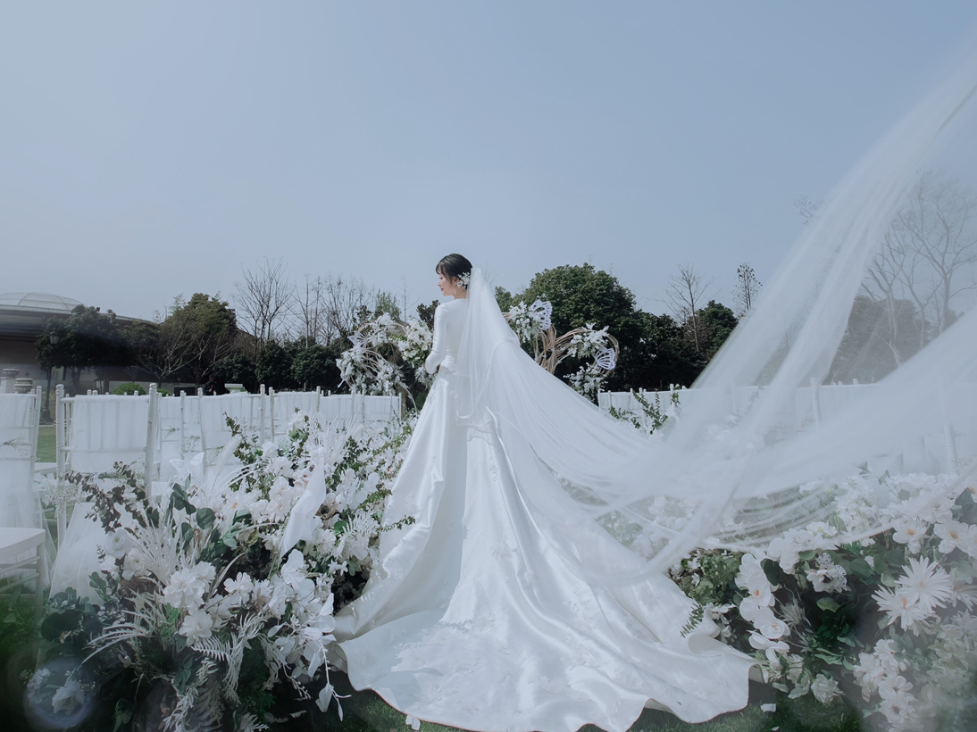 轻松感人的草坪婚礼：户外➕室内婚礼仪式流程