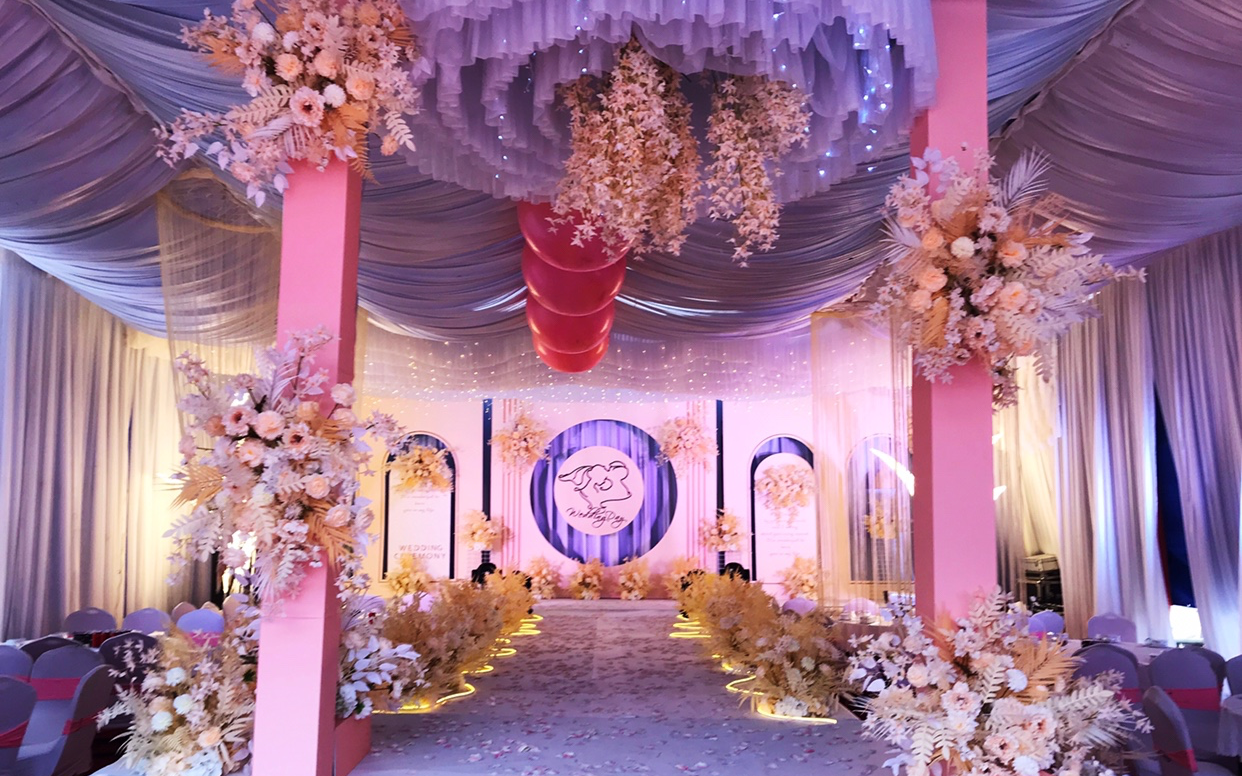 香槟色大棚婚礼（天赐良缘婚庆）