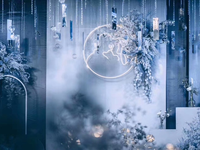 金虎/流程策划+彩排+音乐+DJ+唱歌+游戏