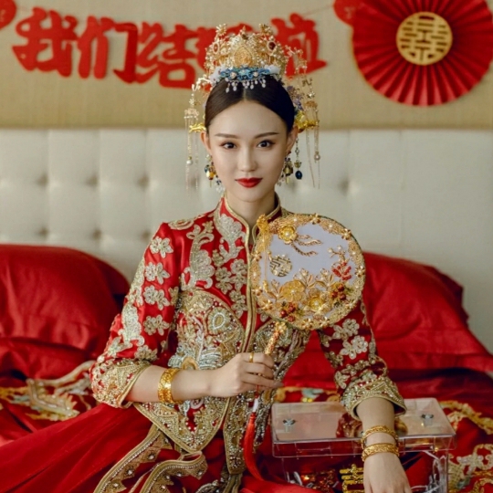 新郎新娘新婚当天幸福时刻