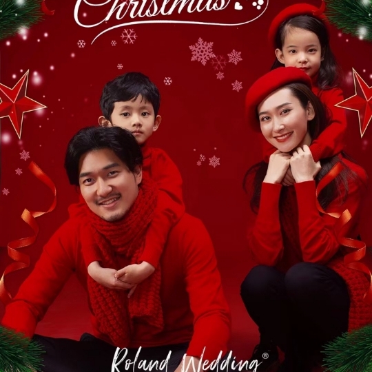 桂平婚纱#一起相拥，享受亲子时光，相亲相爱一家人