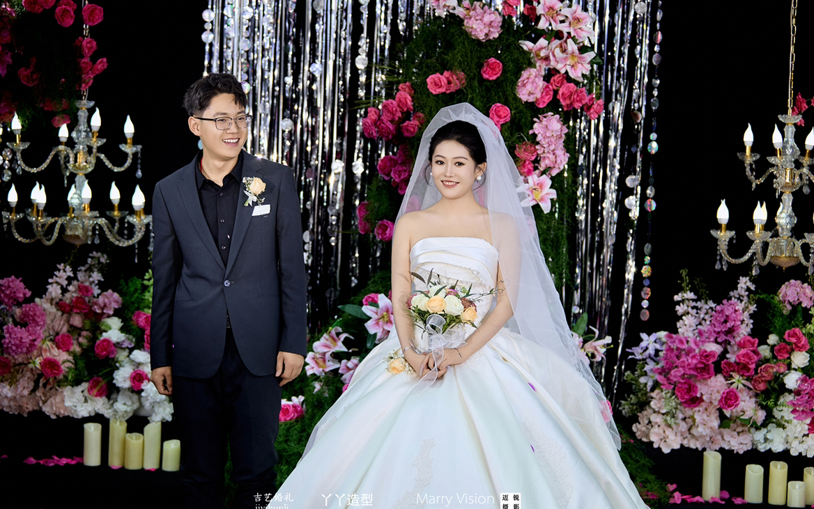 小預(yù)算婚禮   