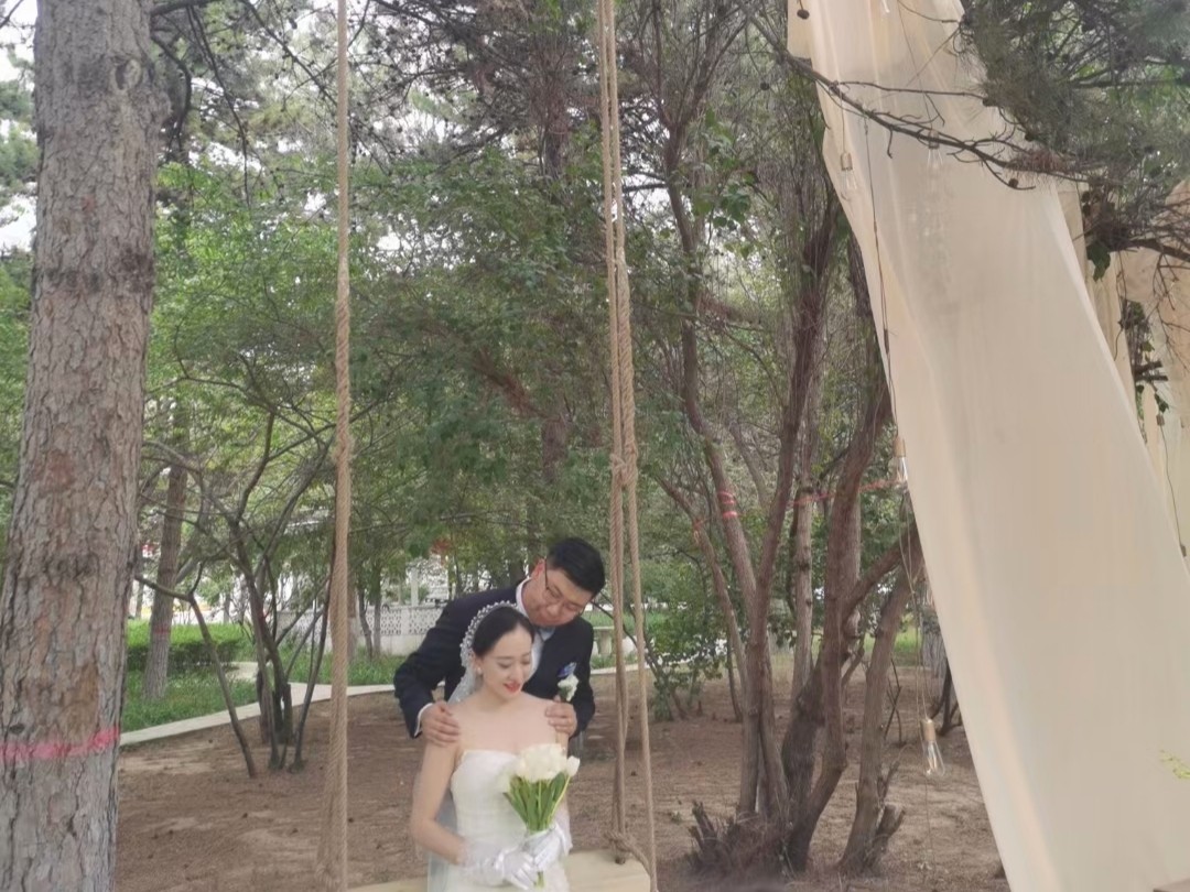 唯美清新新娘全程跟妆造型