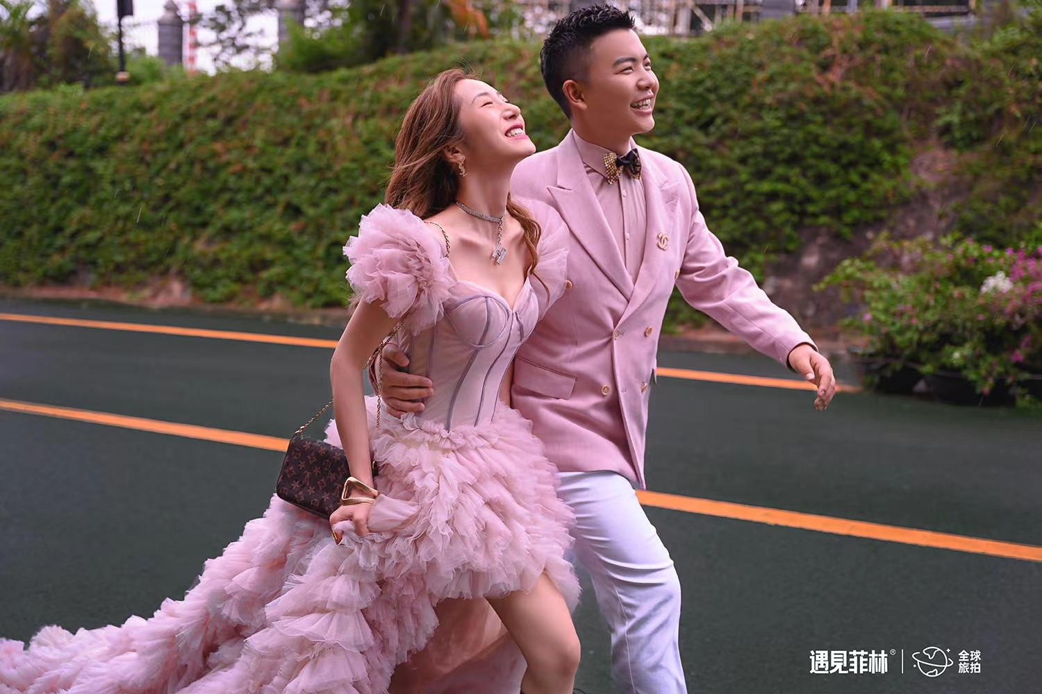 #婚礼纪官方认证  烟花和海浪也超搭