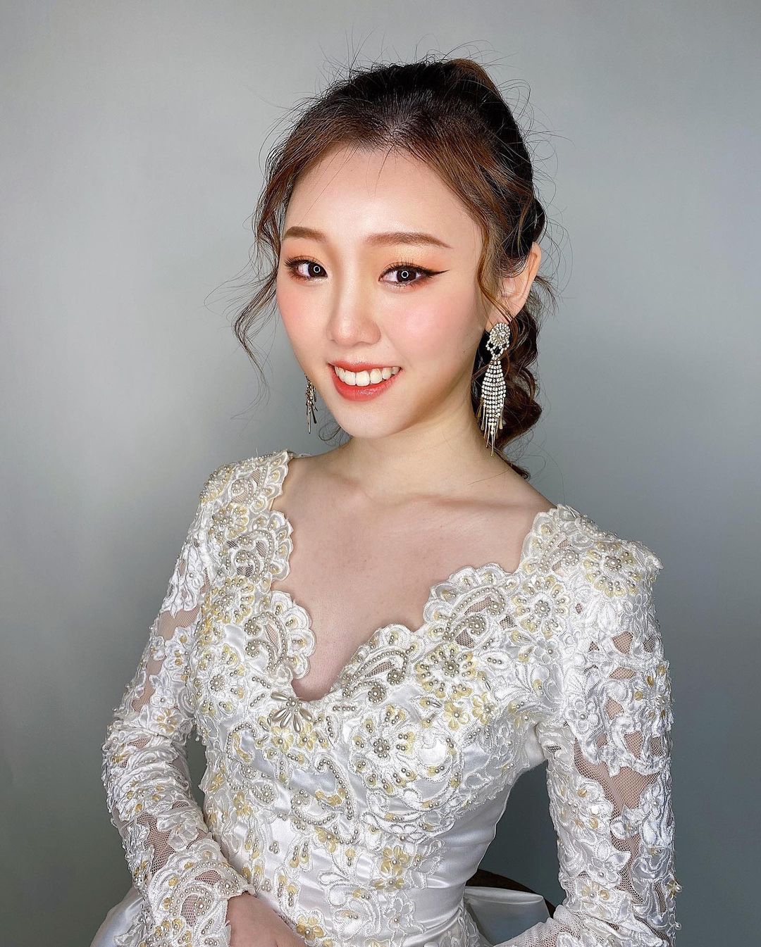 刚试完妆，这家淄博婚纱礼服馆不错。