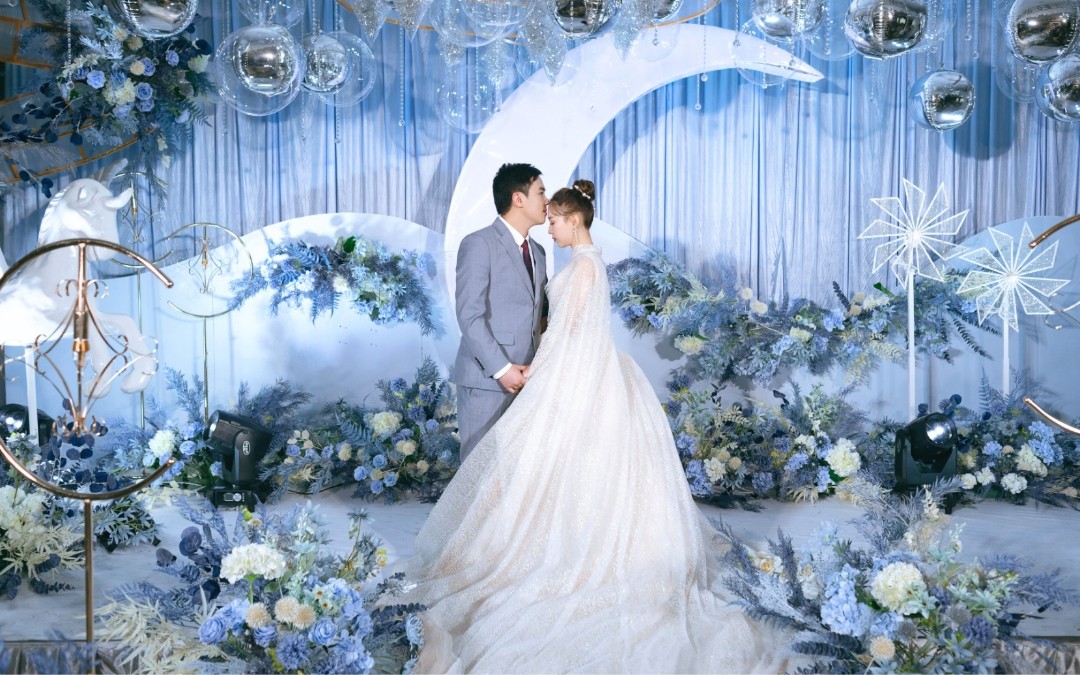 《以梦为马•    不负韶华》