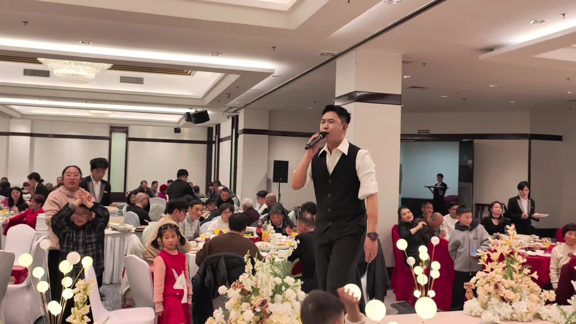 巴特老师——唱歌《红日》