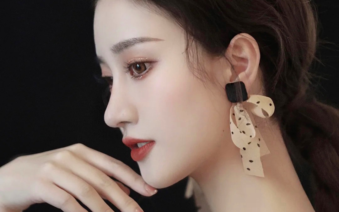 无痕妆容回门妆 订婚妆容