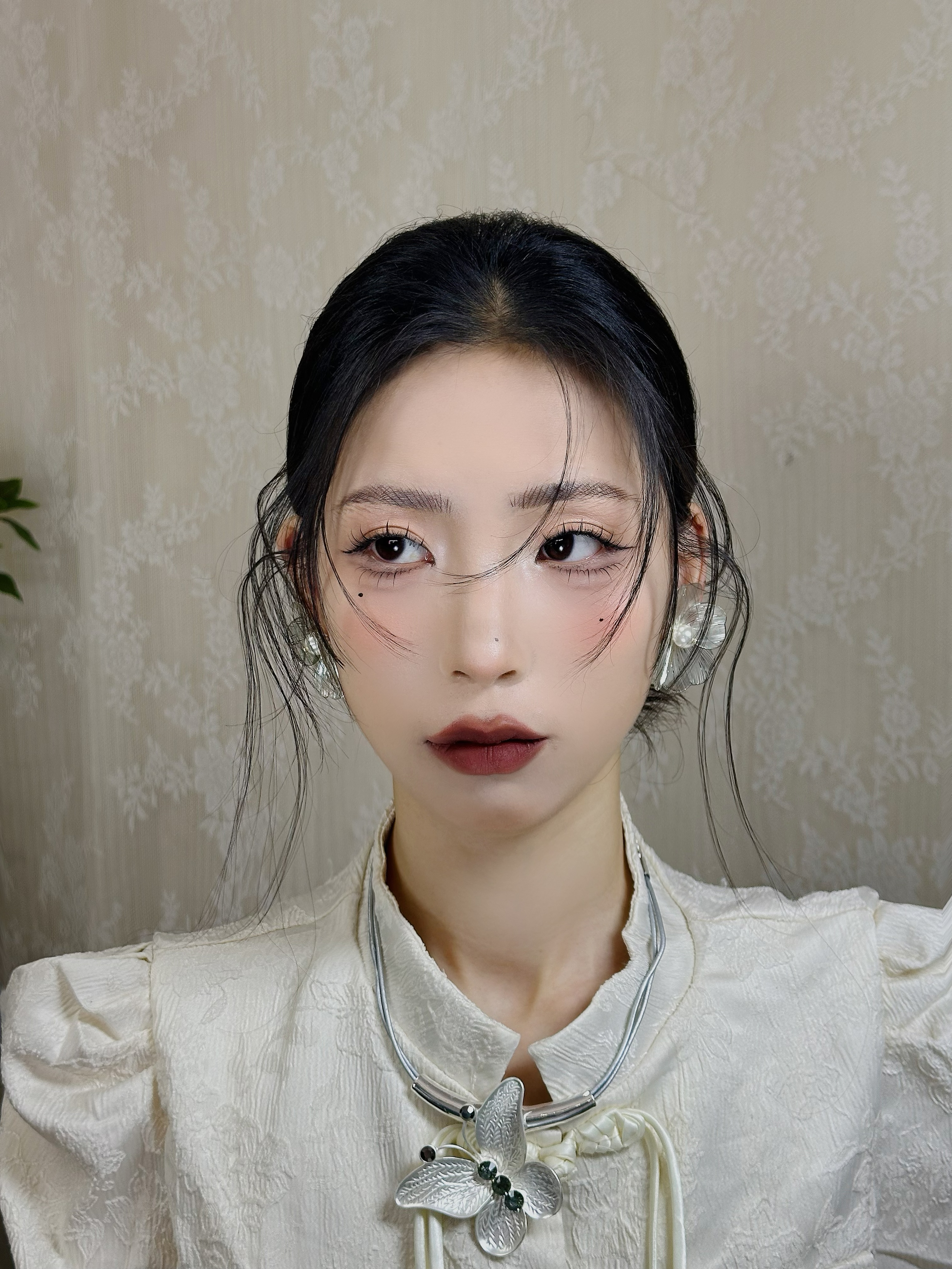 氛围感新中式晨袍妆造