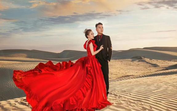 新疆喀什婚纱照（罗亚摄影）
