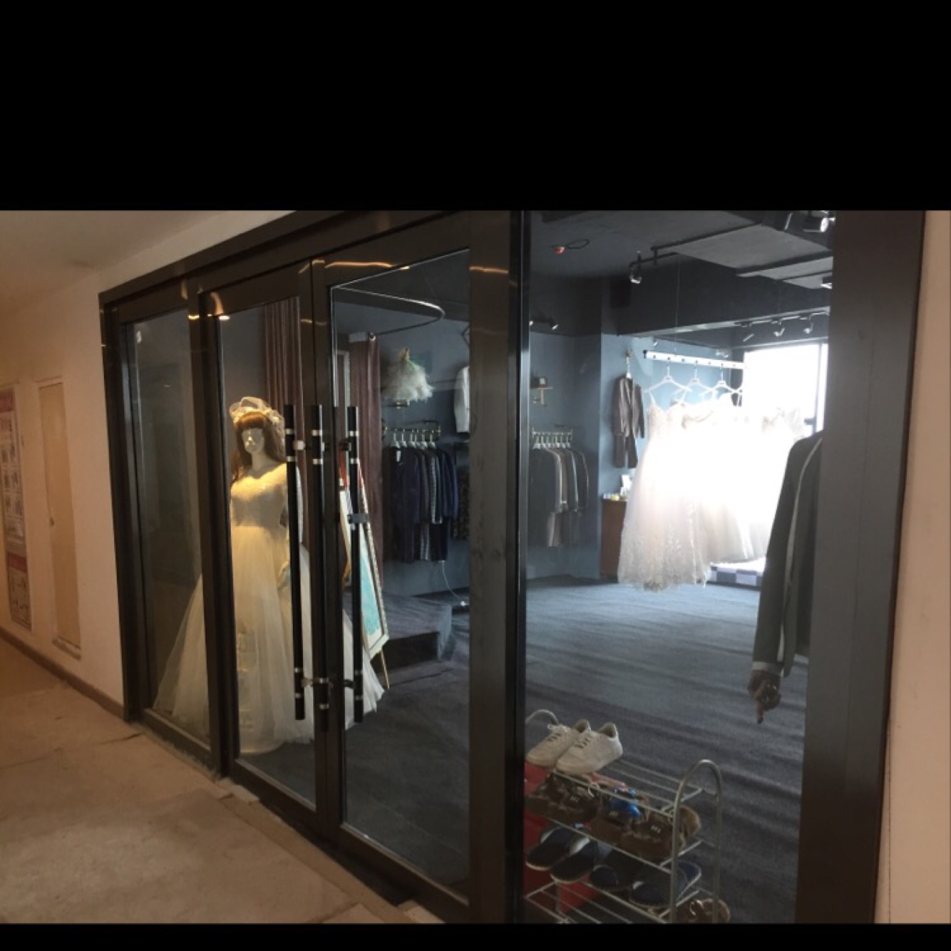 忆瑾婚礼伊洛芙礼服订制