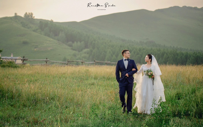 内蒙古呼伦贝尔婚纱照 一个人心中只有一个宝贝