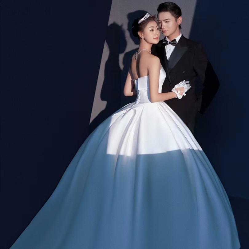 特惠 四服四造 服装任选 独立包间《告白套系》