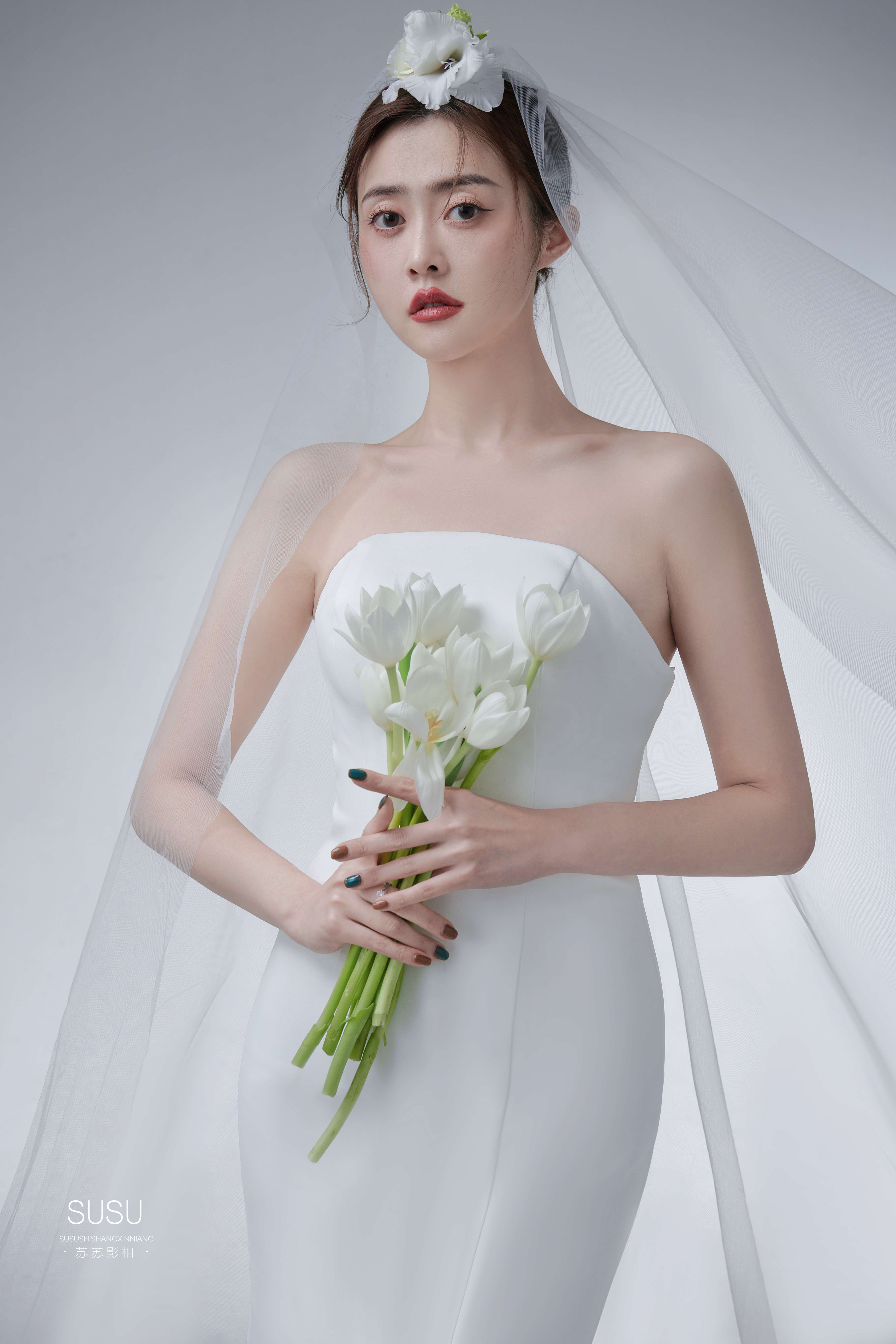 韩式极简风婚纱照