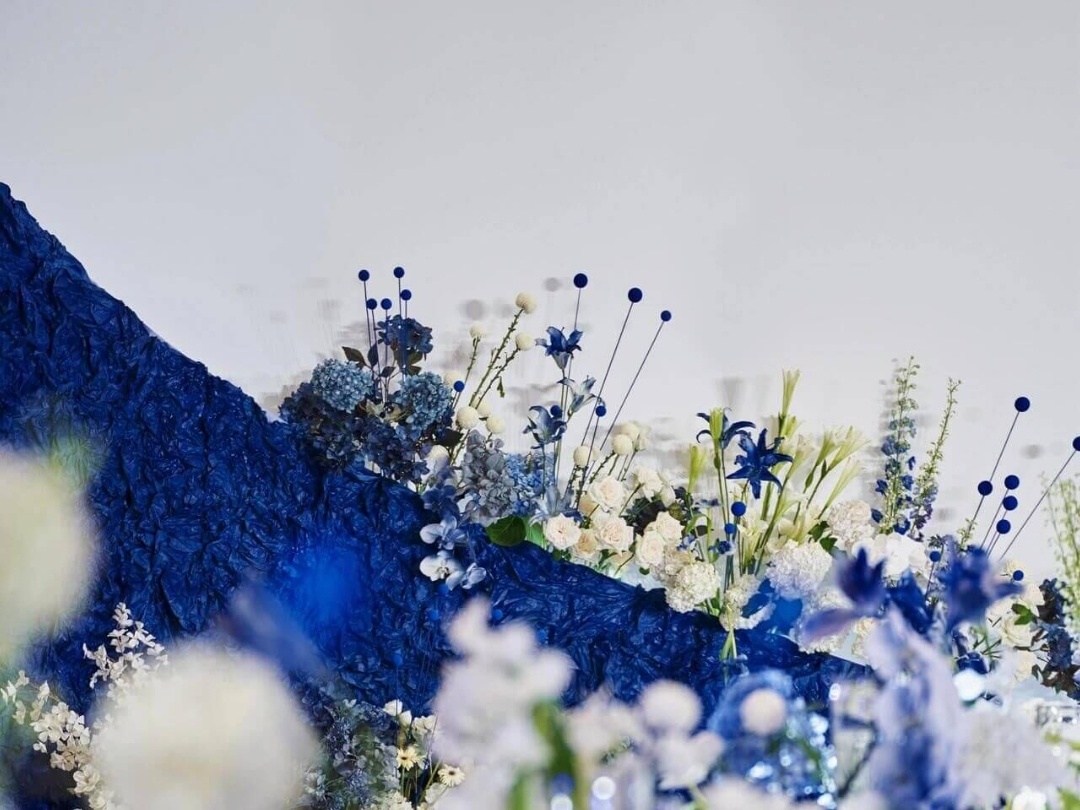 【理想之蓝】纯白+克莱因蓝色极简时尚婚礼