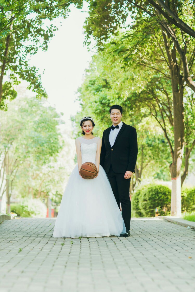 西安缪斯婚纱_西安缪斯酒吧(3)