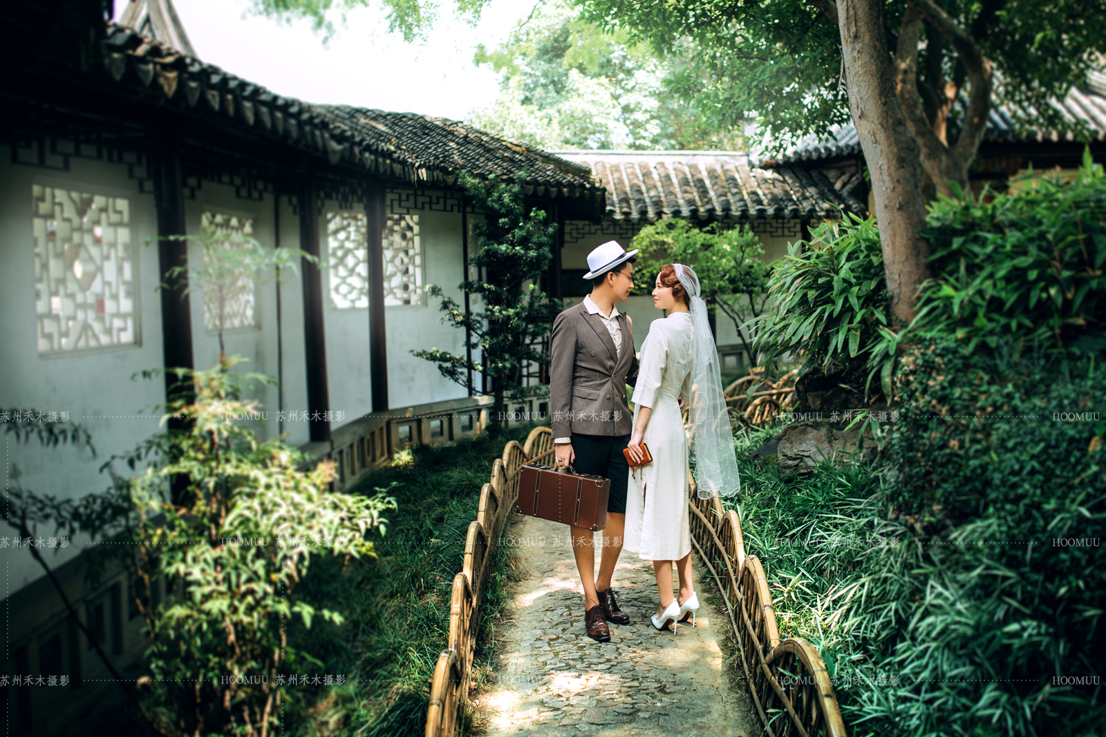【苏州园林 喜嫁良缘】极简风婚纱照 秀禾轻婚纱