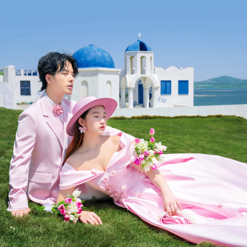 资深摄影师+资深化妆师一对一服务