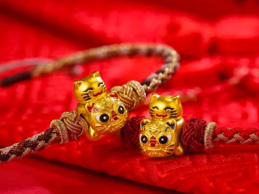 足金新品手鏈，精美小老虎
