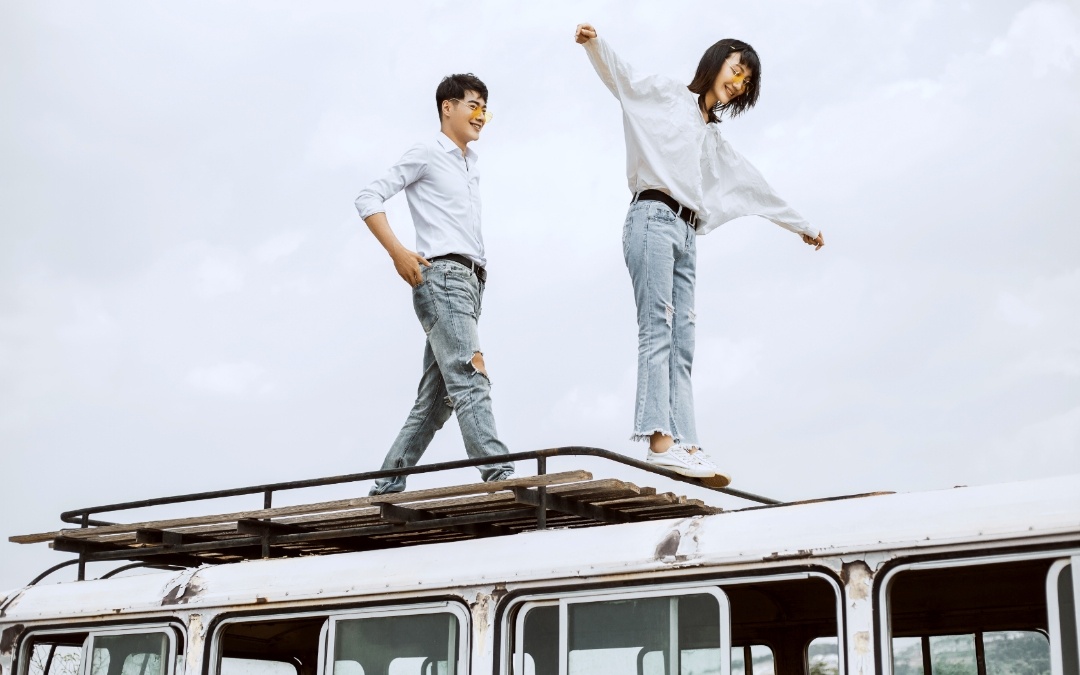 网红爆款特惠+总监拍摄团队+顺丰直邮