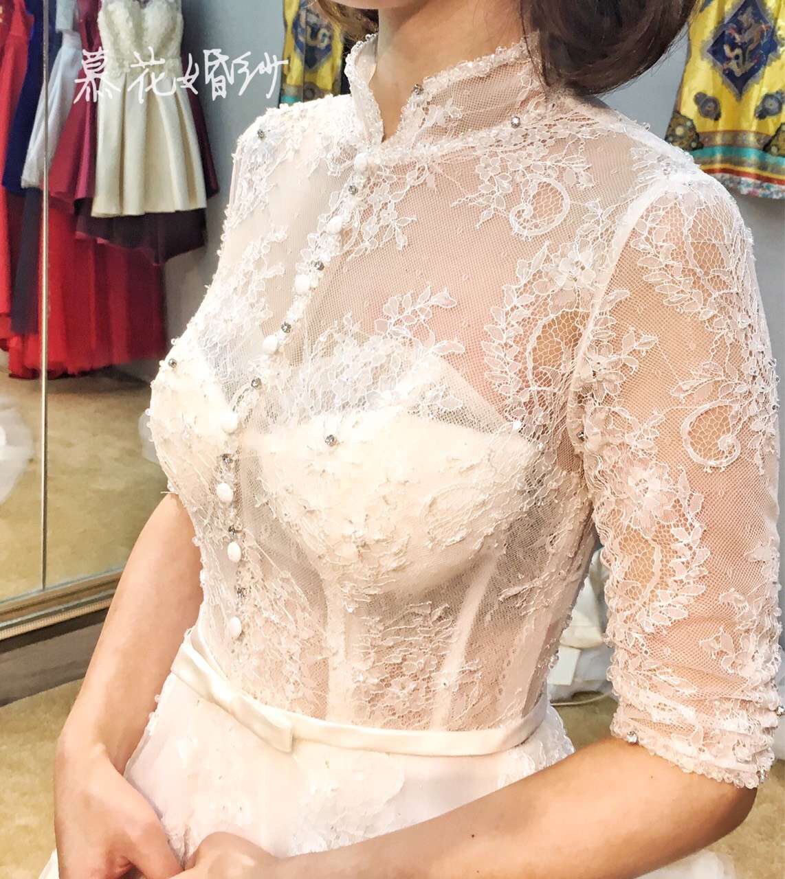 婚纱店礼服师_婚纱店礼服(3)