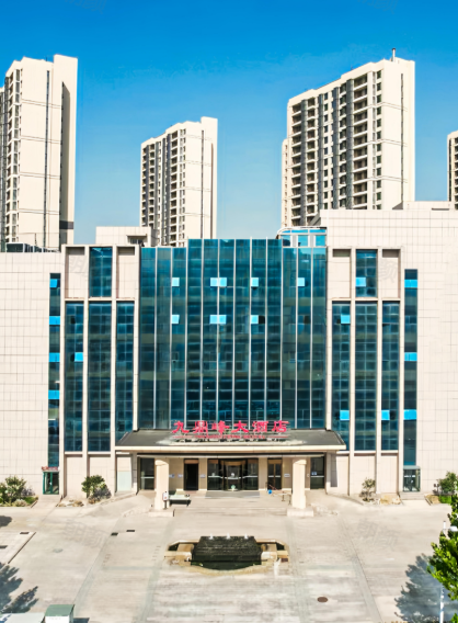 青岛九鼎峰大酒店