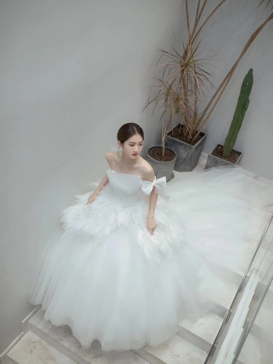 3680|女神专享婚纱套系+新娘跟妆