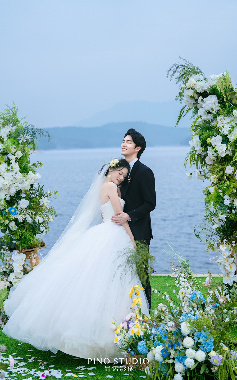 奔赴一场梦想中的婚礼 让大自然见证的爱情💑