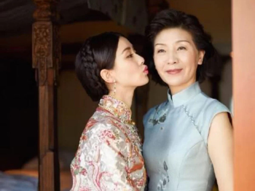 私人订制婆婆妆容造型新郎妆