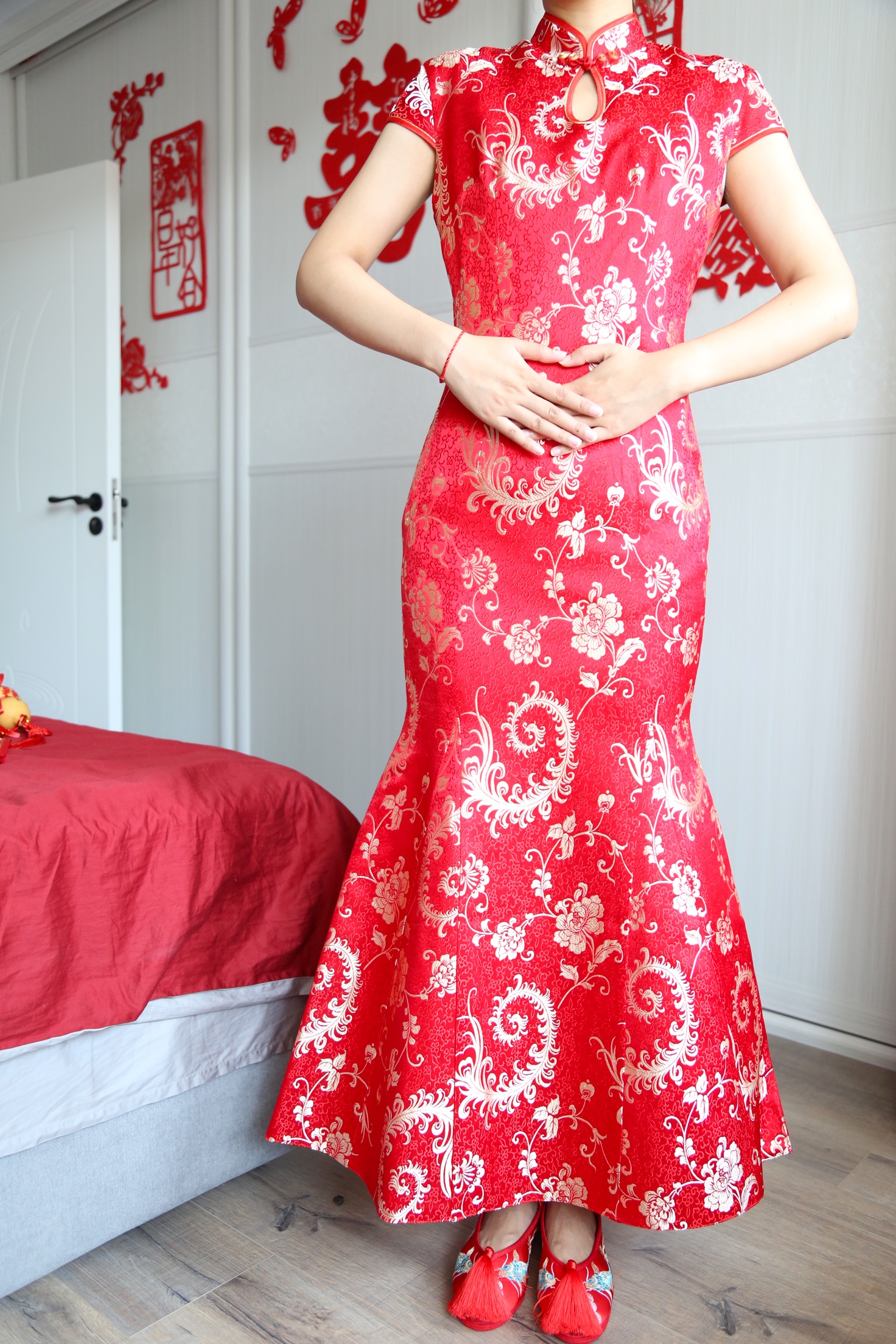 结婚礼服、婚纱、伴娘服、敬酒服转让