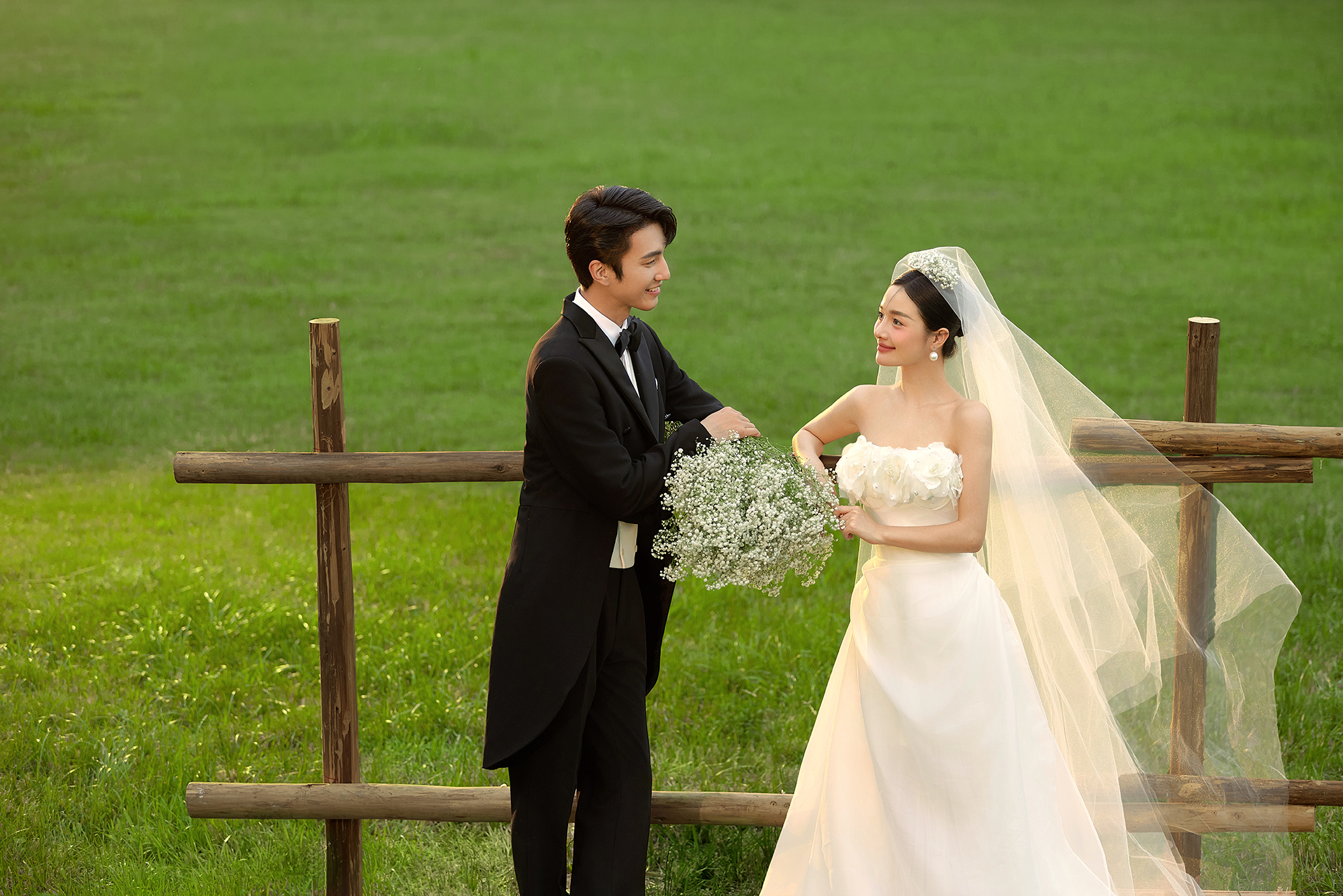 【清新草坪】超治愈的自然美学婚纱照