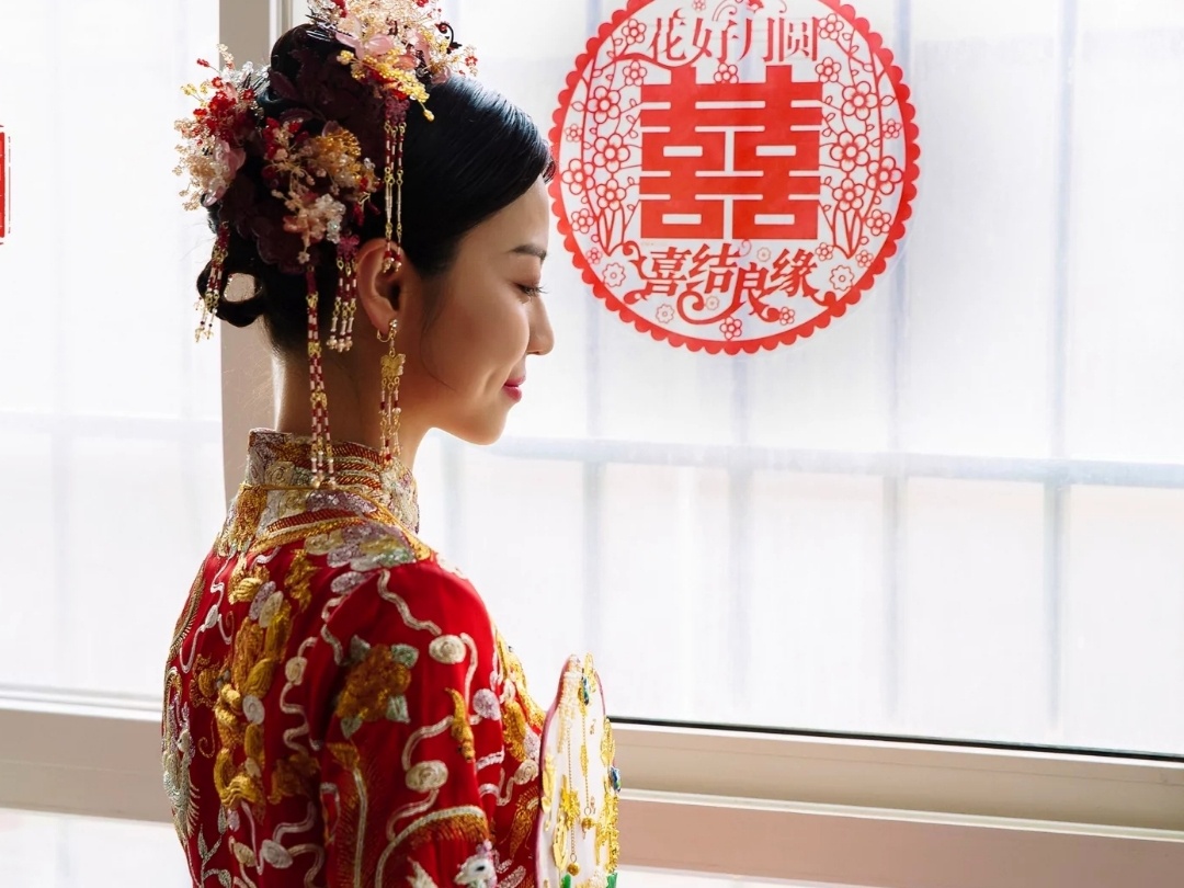 各类新娘跟妆汉婚出阁宴妈妈妆伴娘妆