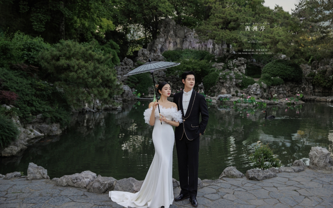 领率园林婚纱照里的淡然诗意
枫亭水榭 竹林葱翠