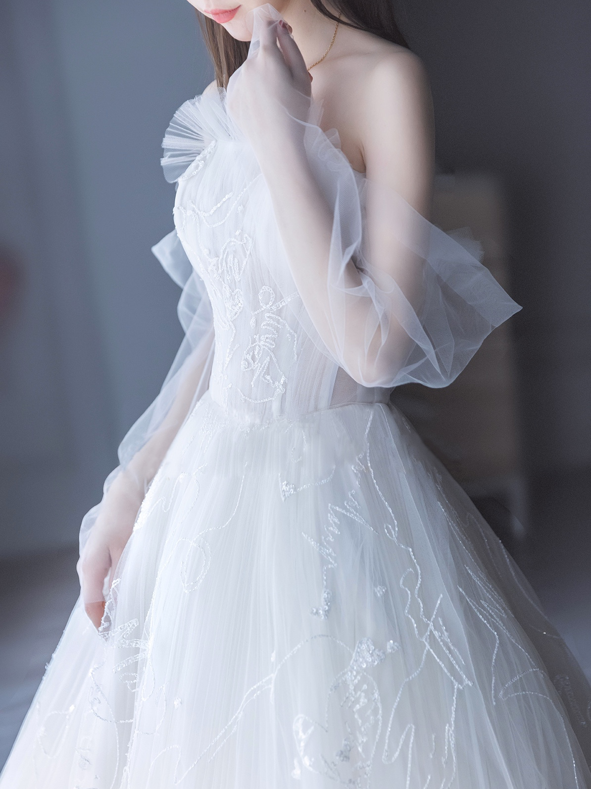 【高定设计师款】婚纱礼服三件+伴娘服免租