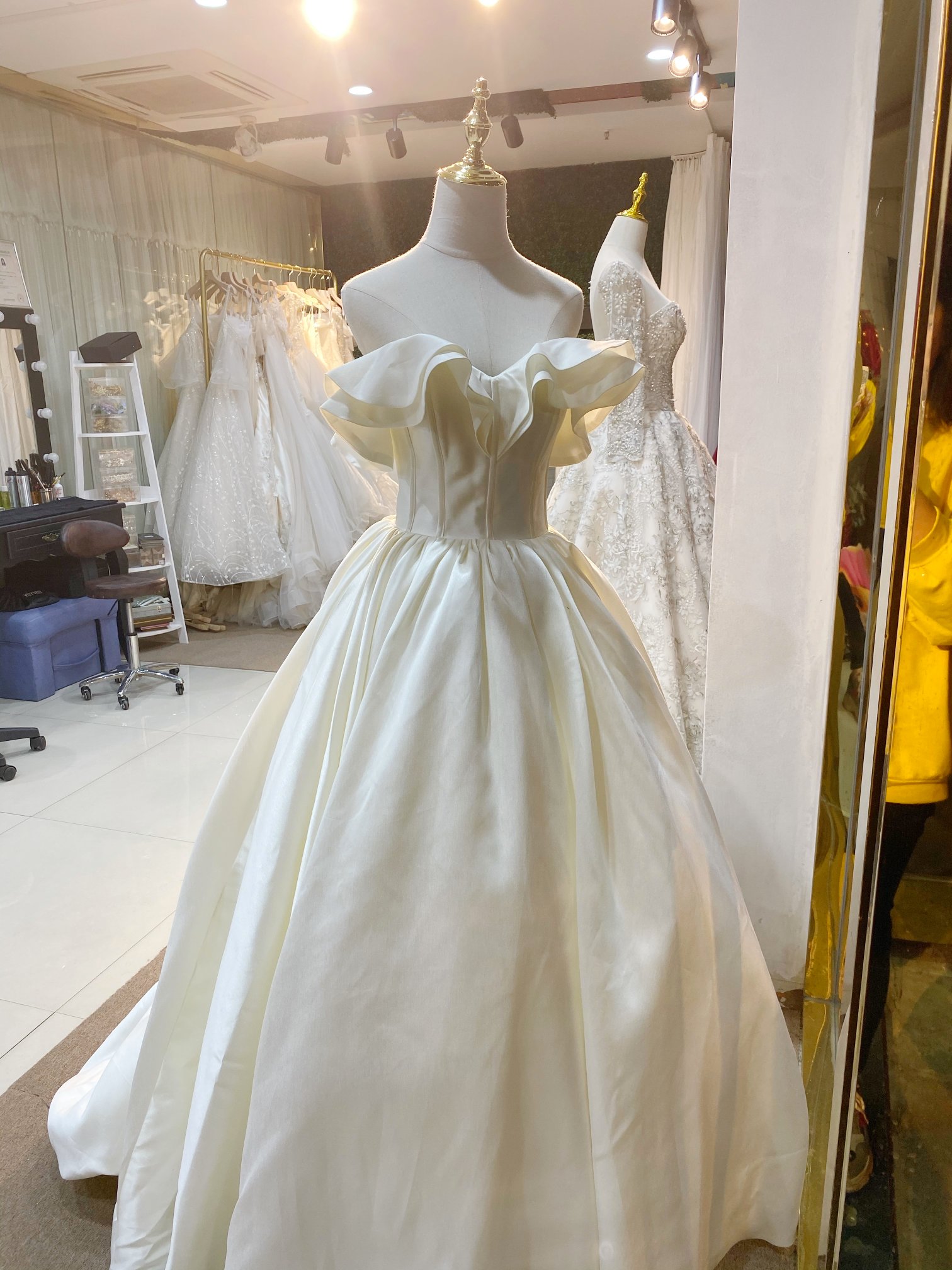 茉莉MOLI婚纱礼服高级定制