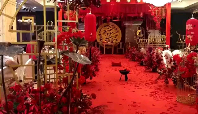 新郎早妆+婆婆妆或者妈妈妆和答谢宴