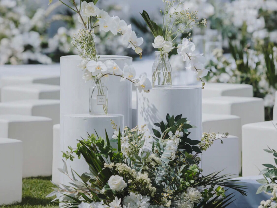 草坪婚礼【艾菲婚礼定制】