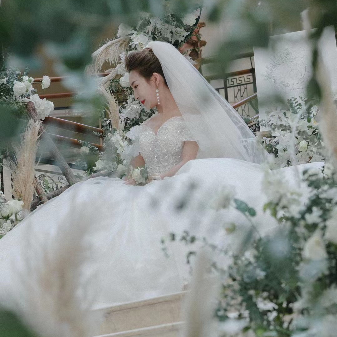 西式『唯美簡約』氣質新娘