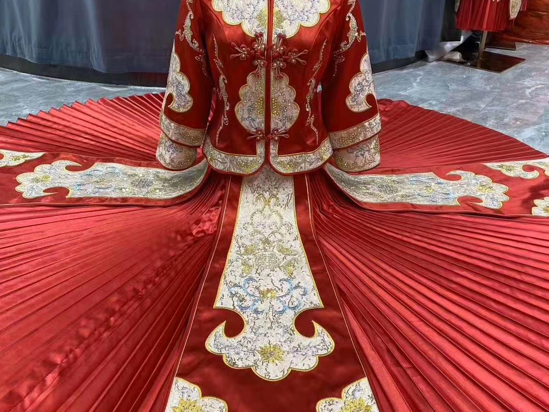 新郎妆婆婆妆首席档化妆师