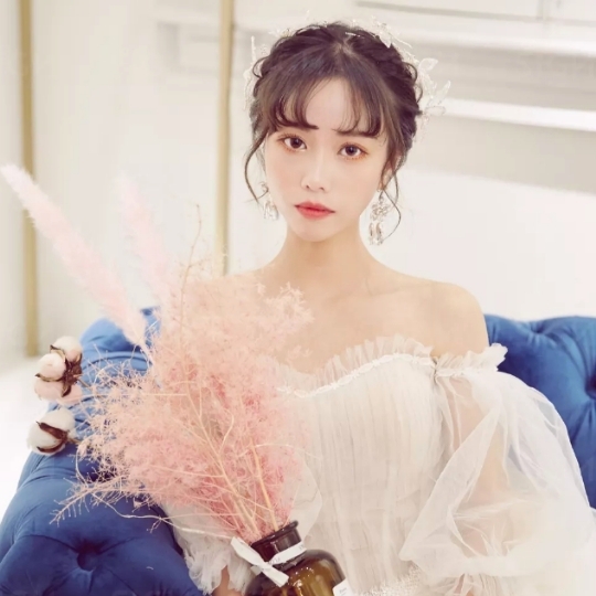 仙仙哒唯美白纱抽丝新娘造型