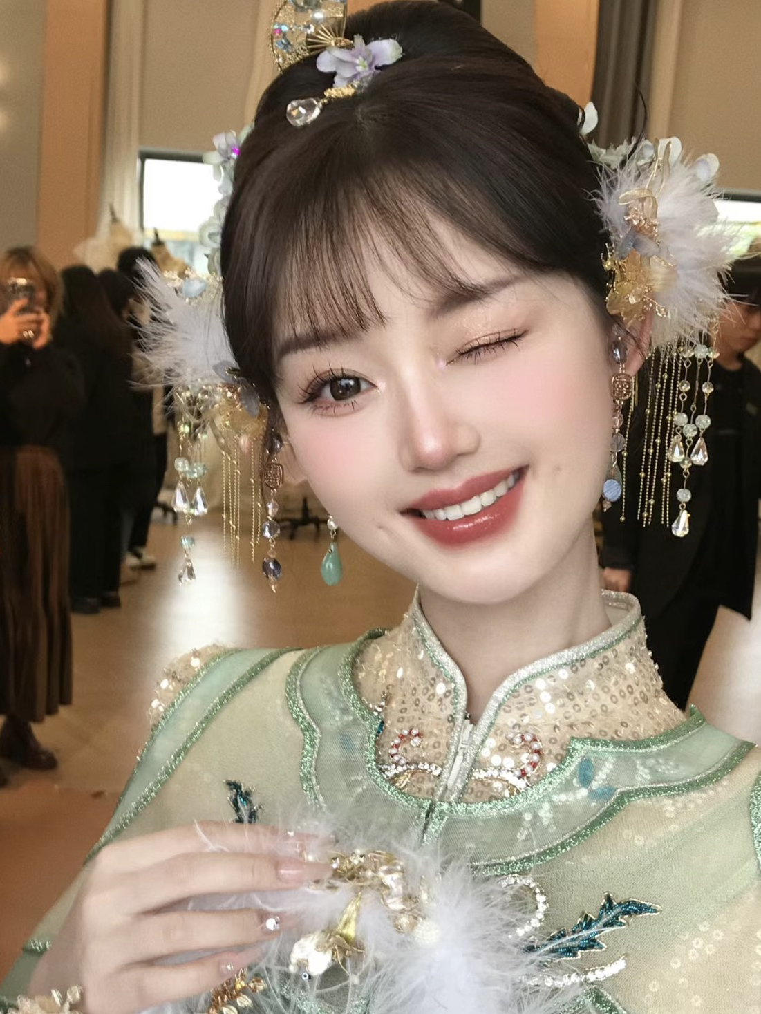 中式新娘出嫁妆面造型