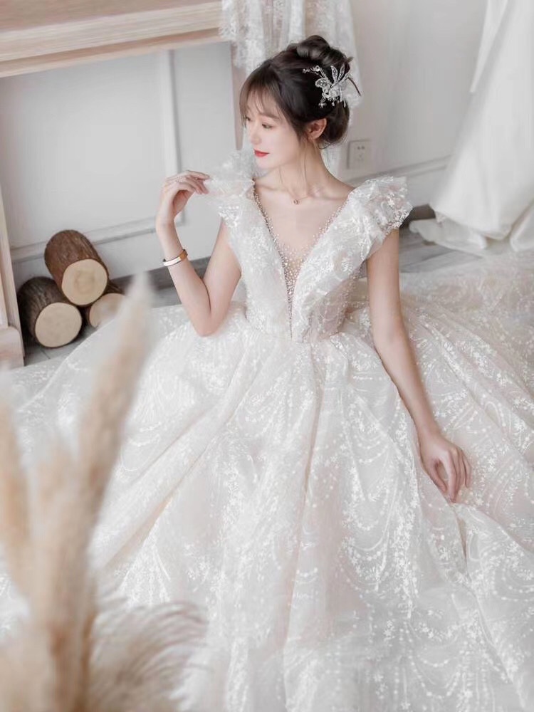 全新百元婚纱